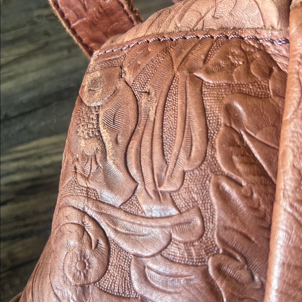 American leather co. brand Embossed Leather Backpack purse - Picture 10 of 10